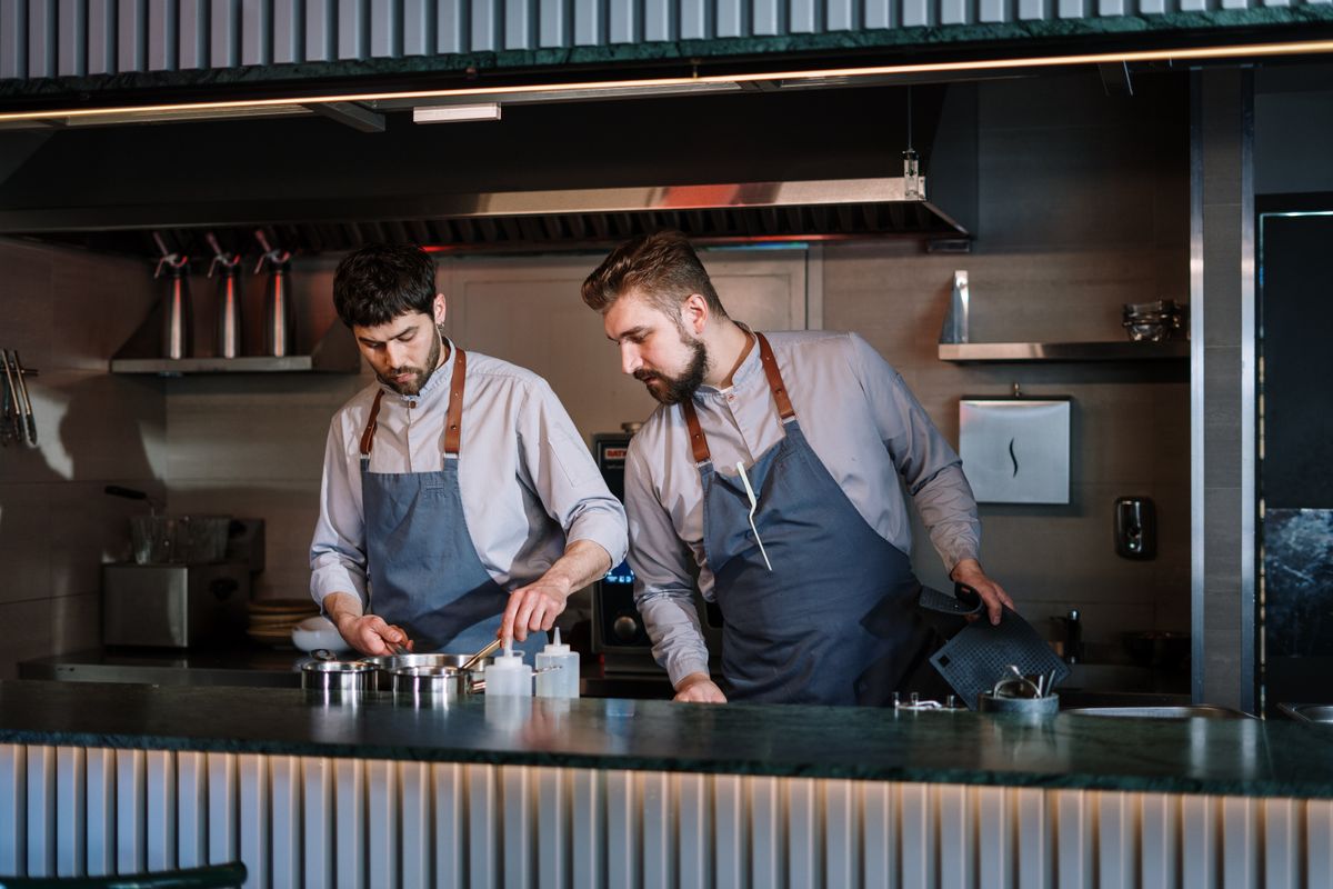 Hospitality & Facilities